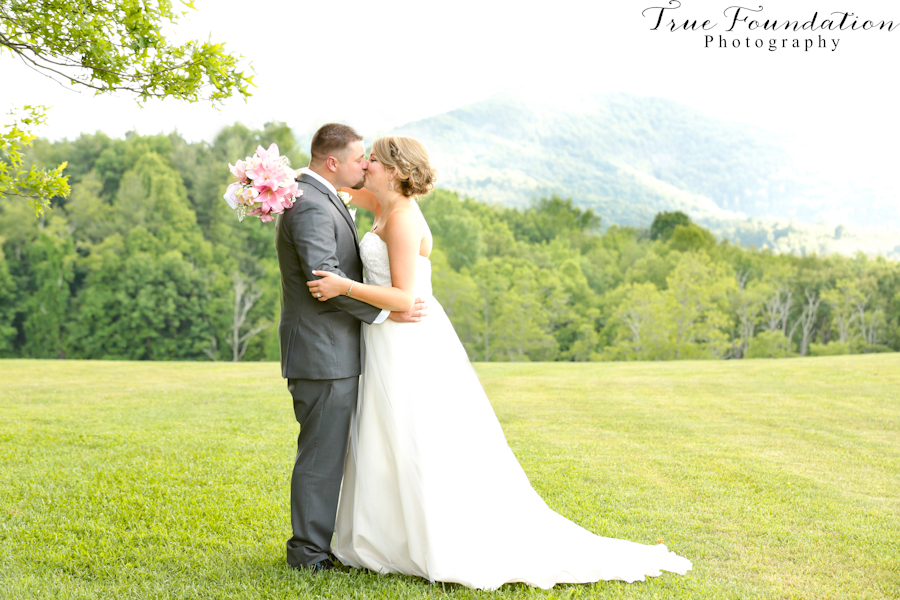 Grand-Highlands-NC-Wedding-Venue-Hendersonville-Photography-2