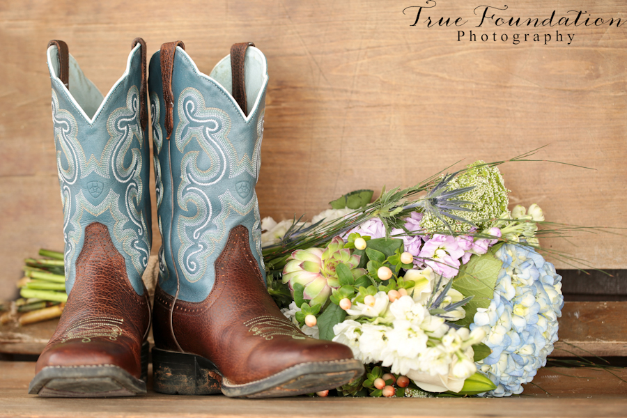 Weaverville-Wedding-Photography-North-Carolina-Brown-Farm-Venue-Pics-Detail-Shot-shoes
