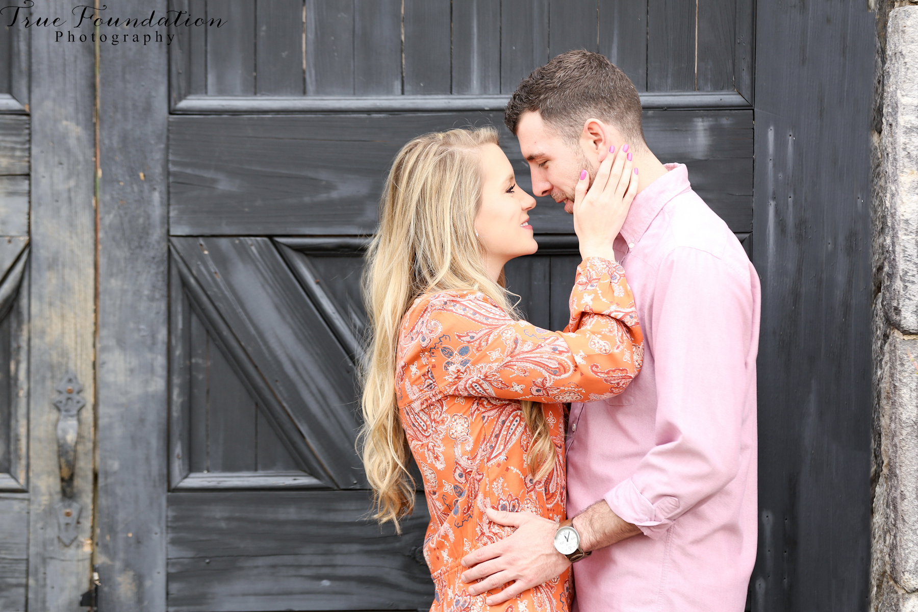 Hendersonville - NC - Engagement - Wedding - Photography - photo - photographer - Biltmore - Blooms - Asheville - Charlotte - Spring - session - shoot - couple (9)