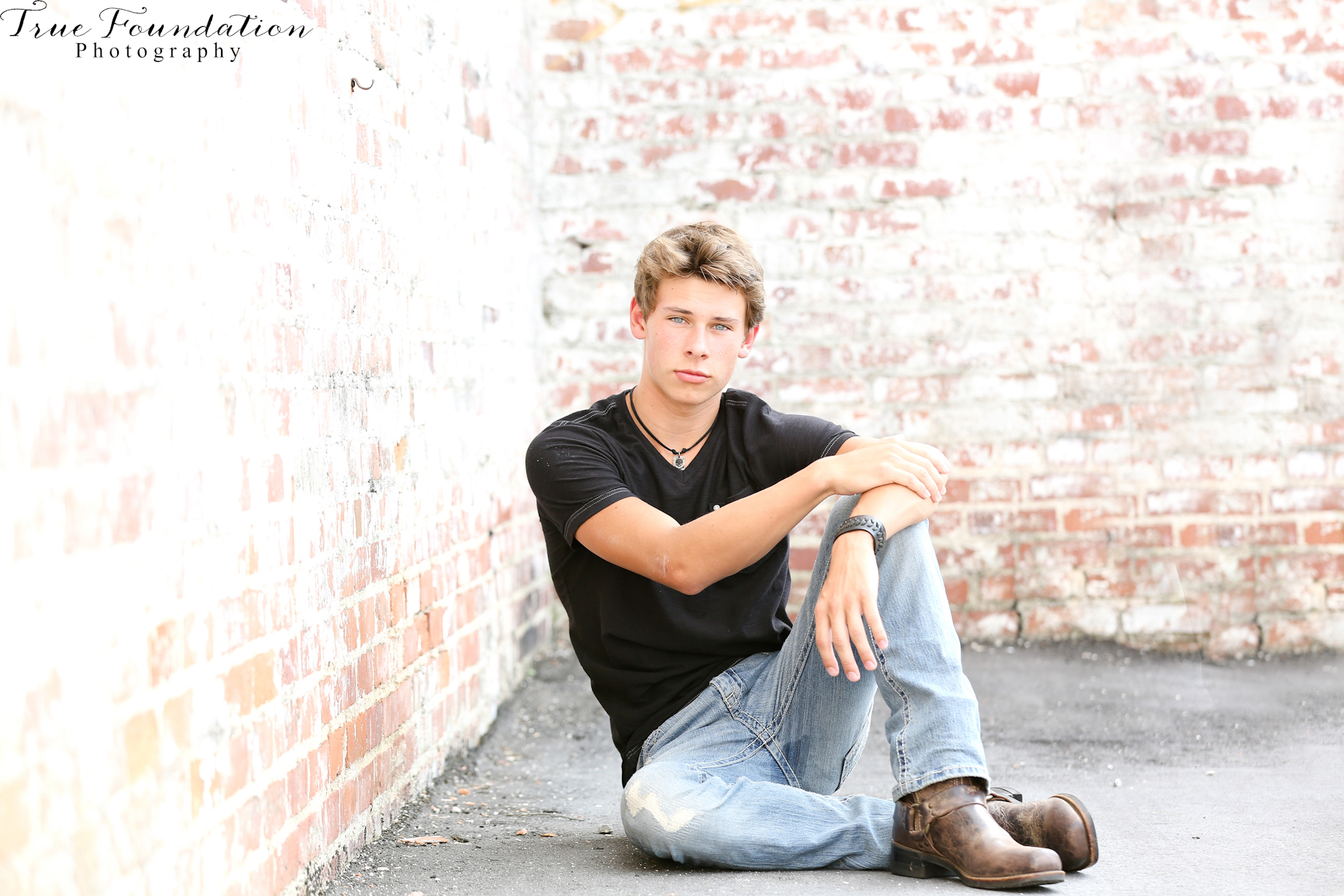 Hendersonville - NC - Headshots - Photography - Photographer - Up - and - coming - Country - Music - Artist - Meghan - Woods -Senior - Boy - North - Carolina - Nashville - Recording (17)