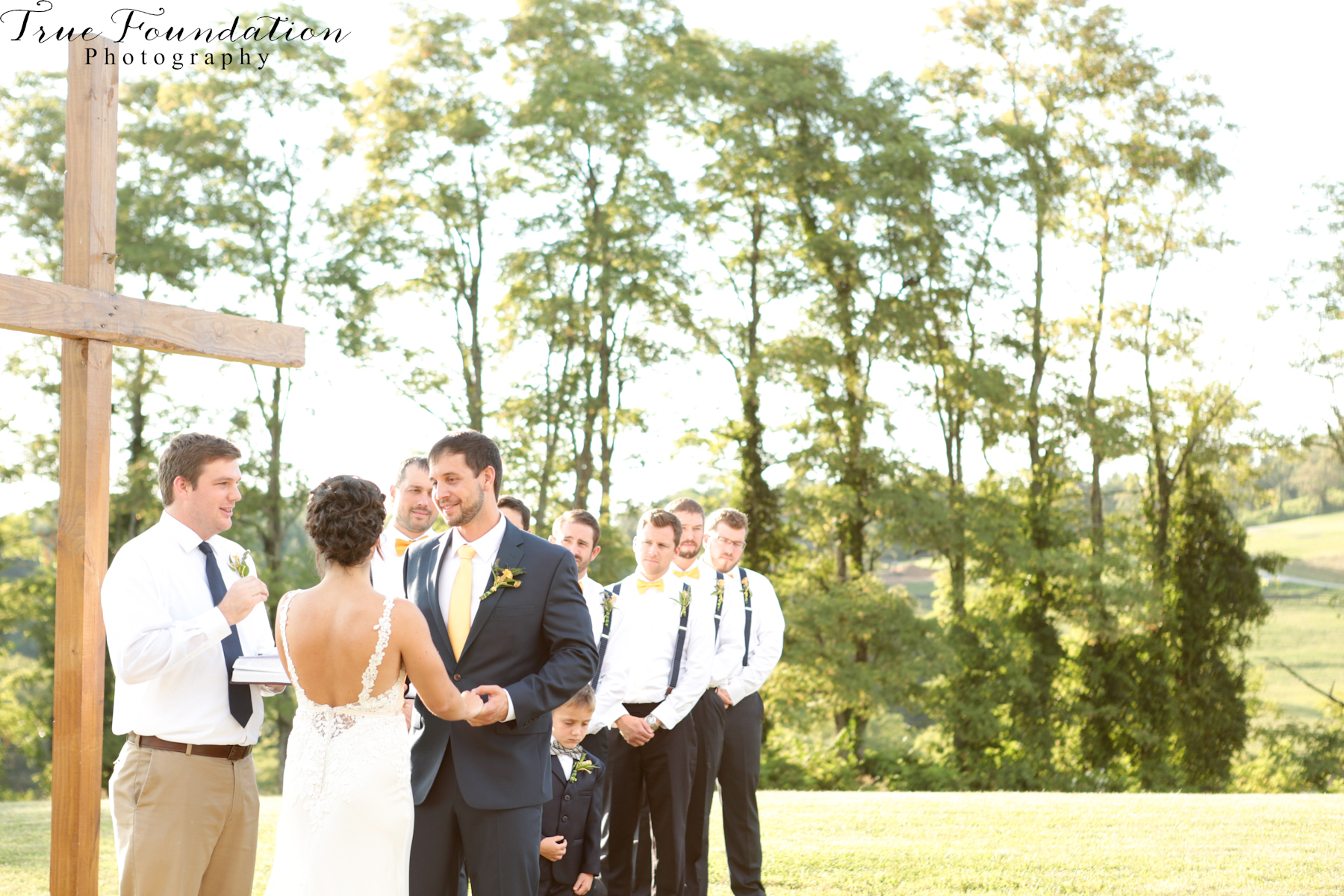 North - Carolina - Hendersonville - Wedding - Photography - Jerrika - Insco - WLOS - Grand - Highlands - Venue - Photos - Photographer - Pics - Yellow - Navy - Blue (16)