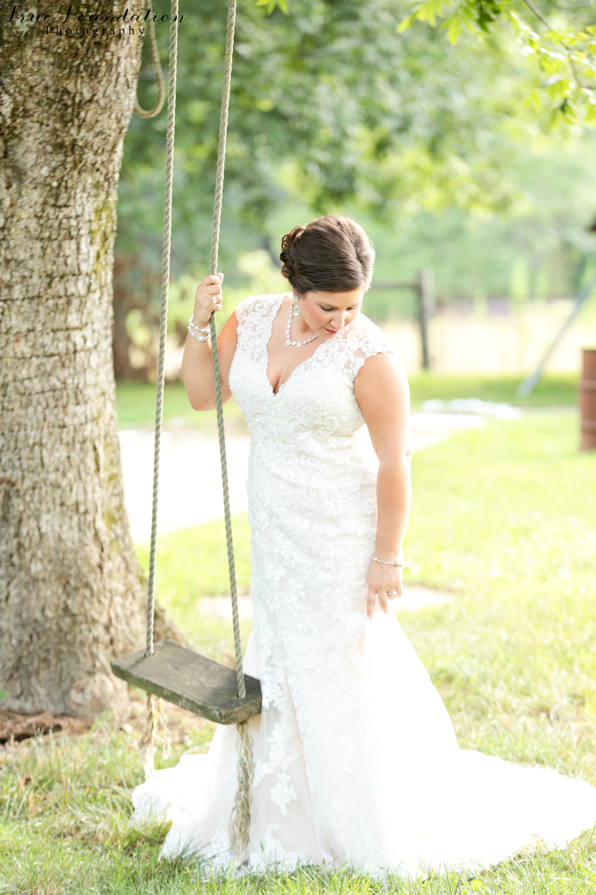 Bridal - Portrait - Photography - Photos - Hendersonville - NC - Shelby - Photographers - Farm - Country - Pinterest - Bride (26)