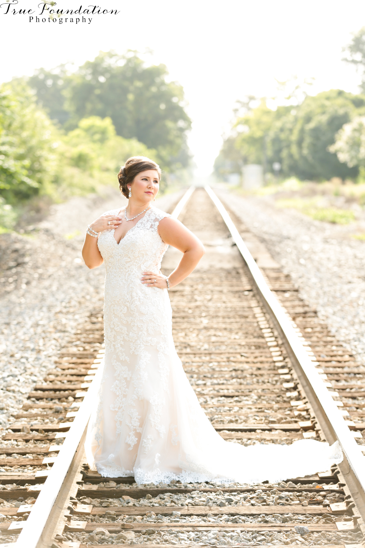 Bridal - Portrait - Photography - Photos - Hendersonville - NC - Shelby - Photographers - Farm - Country - Pinterest - Bride (31)
