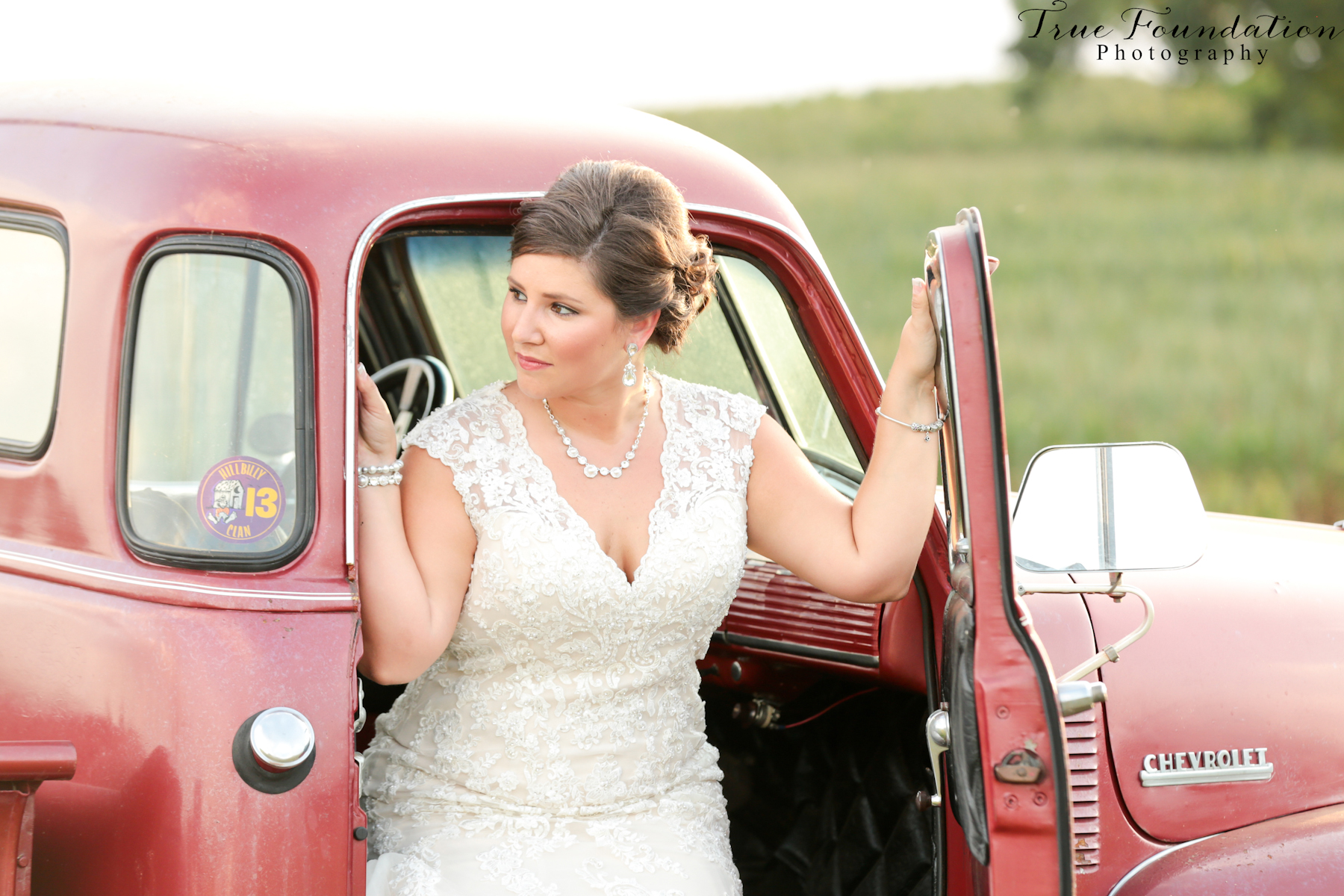 Bridal - Portrait - Photography - Photos - Hendersonville - NC - Shelby - Photographers - Farm - Country - Pinterest - Bride (42)