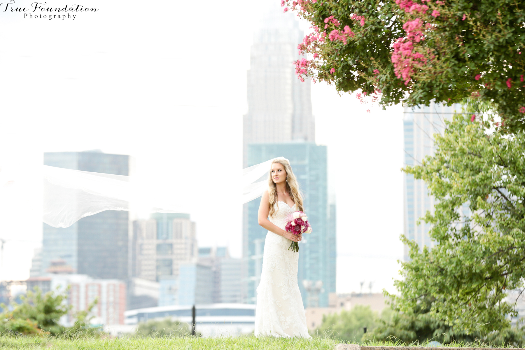 Charlotte - North - Carolina - Wedding - Photography - Bridal - Portrait - City - Skyline - NC - Photographers - Park - Bride (19)-1