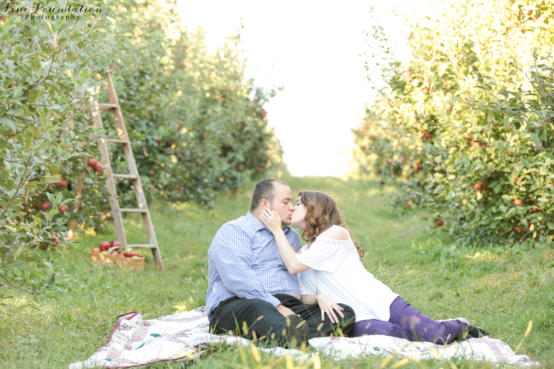 engagement-photographer-wedding-photography-hendersonville-nc-apple-picking-photos-25