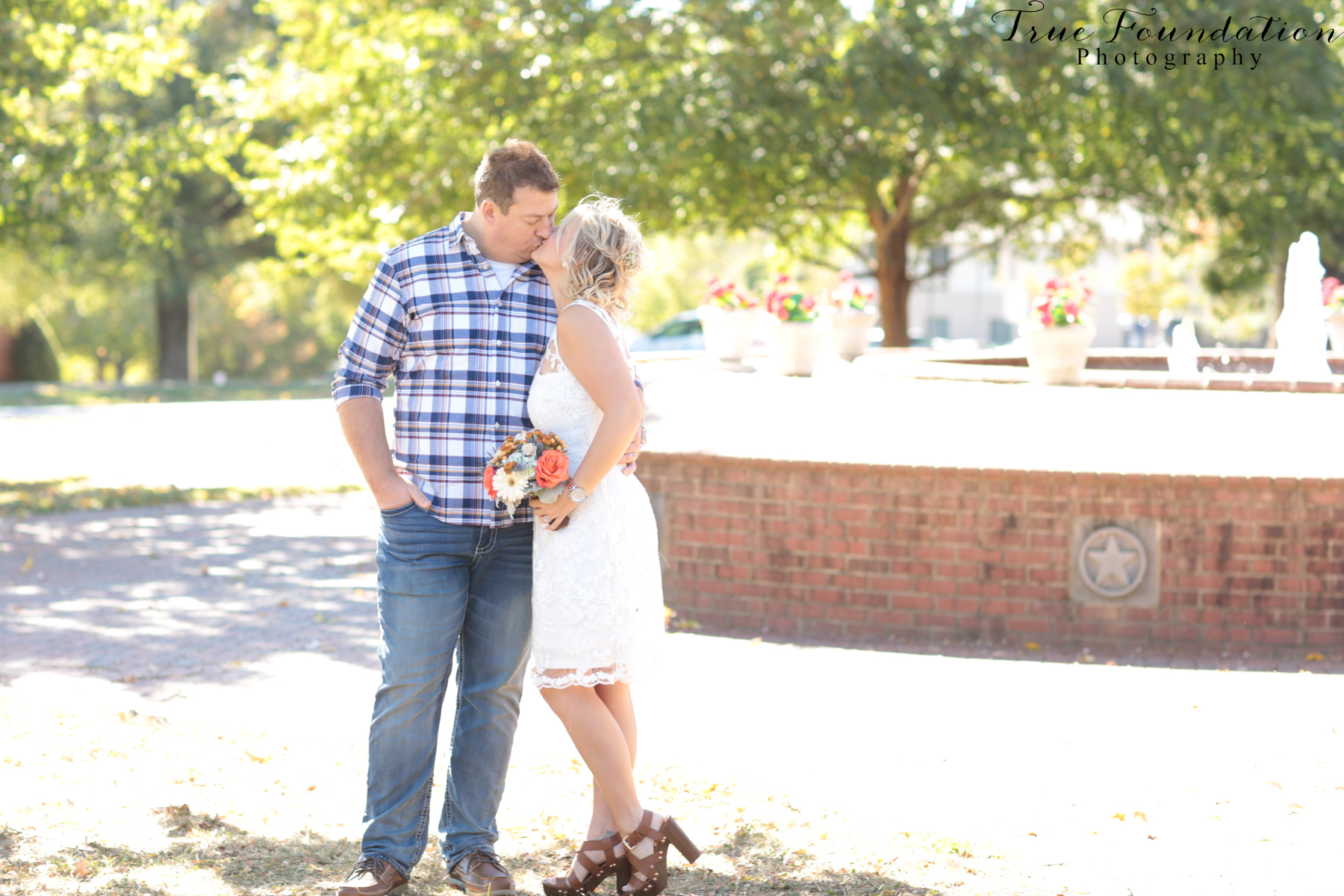 elopement-photographer-hendersonville-asheville-nc-wedding-courthouse-36